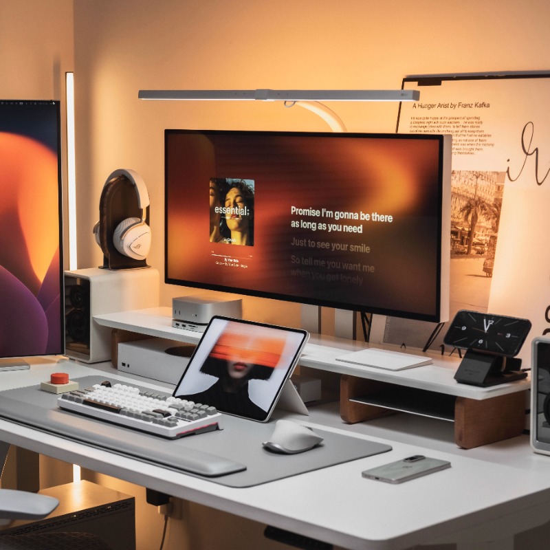 Desk Setup Monitor And Laptop - Nowoczesny podnośnik monitora Ergonomiczny organizer na