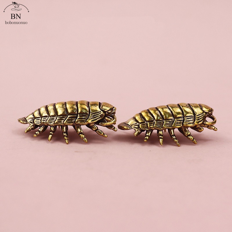 Desk Setup Design - 23,2g Ogromny Isopod Mosiężny Solidny Żywy