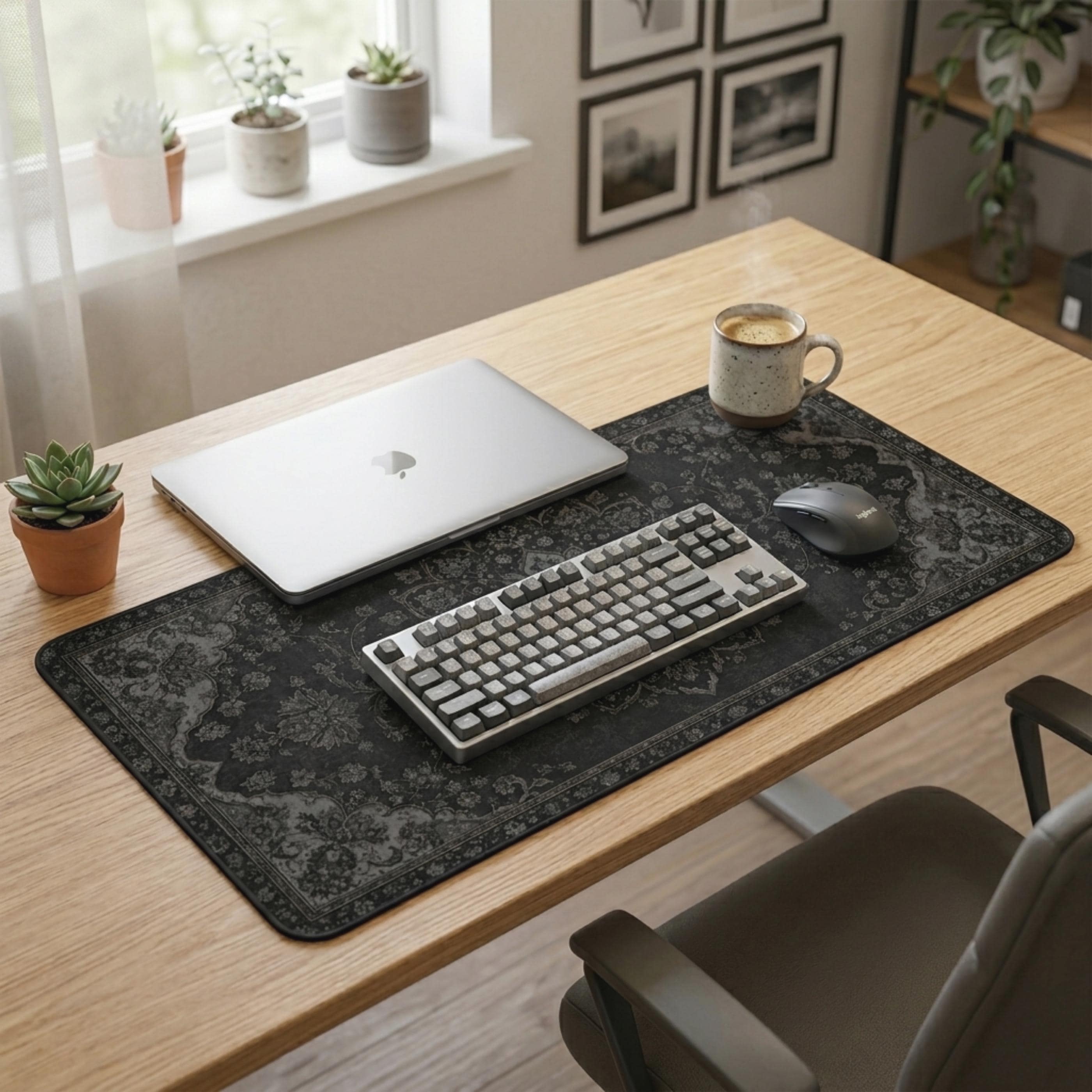 Czarna mata na biurko, podkład – Desk Setup Vintage recenzja i cena
